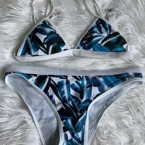 White and blue leaf print bikini top